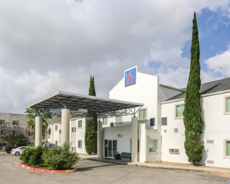 Motel 6 New Braunfels, TX Hotels in New Braunfels