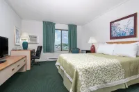 Days Inn by Wyndham St Cloud Hotels in Saint Cloud