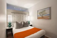 Miller Apartments - balcony