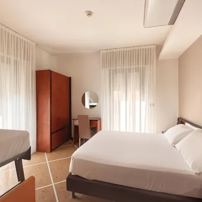 Lime Hotel Hotel dekat Museum Federico Fellini