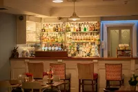Emmet Hotel