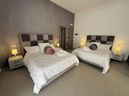 Emerella Luxury Suites-Siderno Lungomare