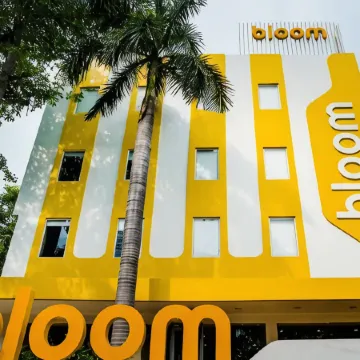 Bloom Hotel - Sector 19