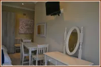 Jock-Inn Guest House