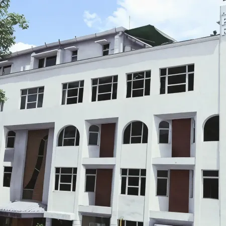 Hotel Park Residency Отели рядом с достопримечательностью «Национальный институт технологии моды»
