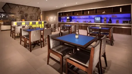 GLo Best Western Nashville