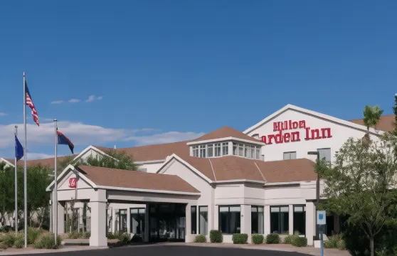 圖森機場希爾頓花園酒店