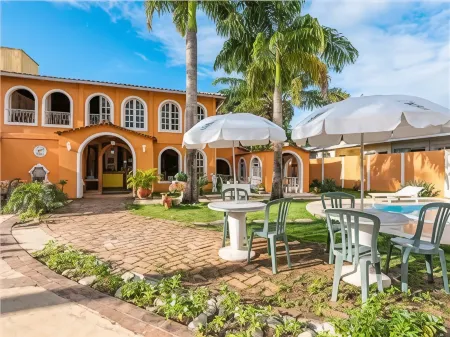 Vale Verde Praia Hotel Отели в г. Порту-Сегуру