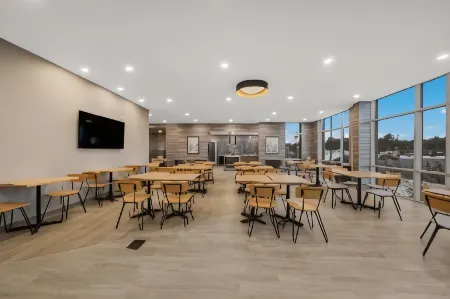 Best Western Plus Parry Sound