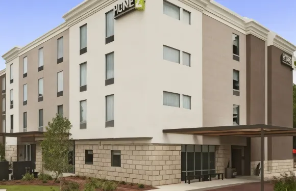 理奇蘭傑克遜希爾頓惠庭套房酒店