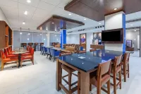 Holiday Inn Express & Suites Tulsa Northeast - Owasso Hotels in Collinsville