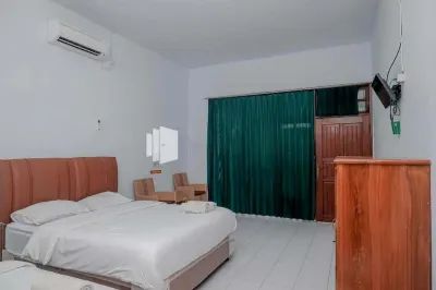 Pondok Damai Guest House Syariah Mitra RedDoorz Hotel a Kedungdawa