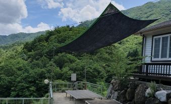 Gurye Banyabong Mountain Pension