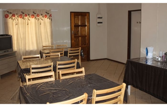Homely Room in Peaceful and Comfortable Old Farmhouse