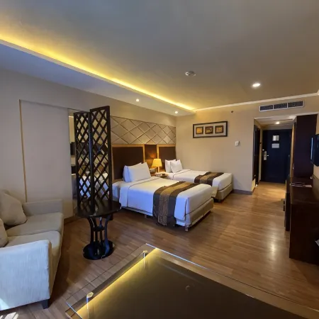 Regent's Park Hotel at Kayutangan Malang