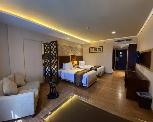 Regent's Park Hotel at Kayutangan Malang Hotels in Klojen