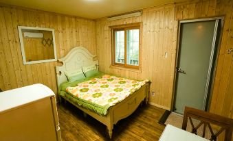 Yangsan (Baenaegol) Solmaru Pension