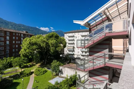 Piazzi House Отели в г. Альбозаджа