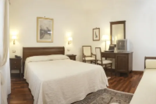 Villa Crispi Hotels in 