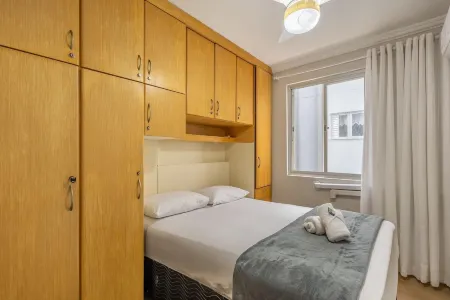 Functional Apt 120m from the Beach in BC | Cec0302 Отели рядом с достопримечательностью «Balaroti Camboriú»