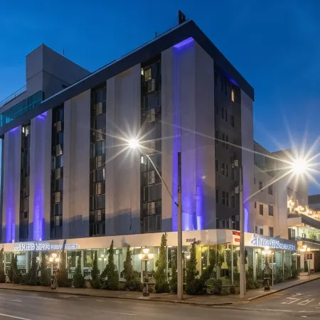 Porto Minas Hotel e Convenções