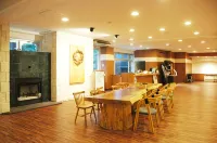 Akita Geijutsu Mura Onsen Yupopo Hotels in Senboku