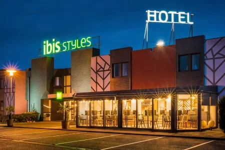 ibis Styles Rouen Val De Reuil