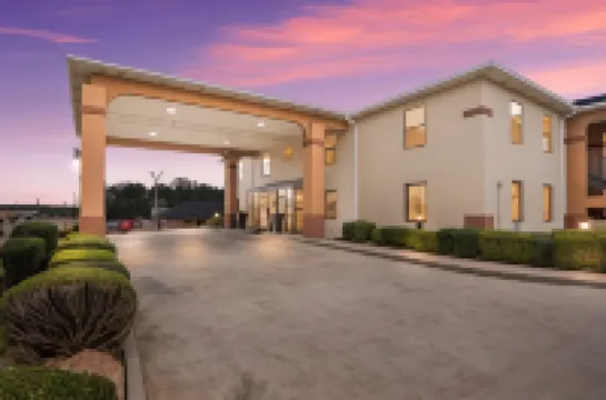 Best Western Greenville Inn Hotels in 