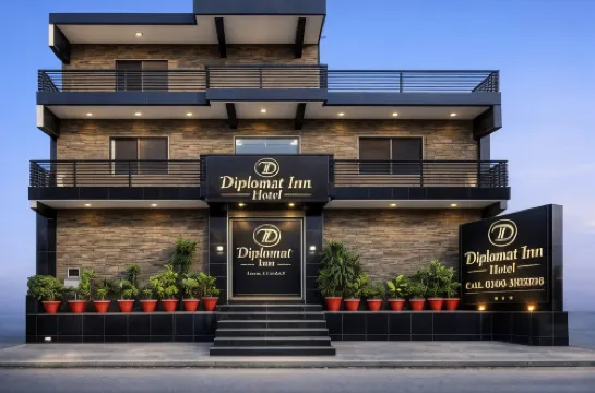 Diplomat Inn Hotel