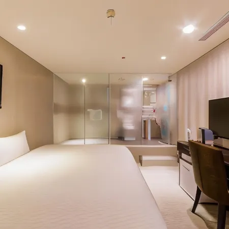 Xinshe Hotel (Chungli Branch) Отели рядом с достопримечательностью «Станция Neili»
