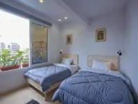 Madina Hostel - balcony