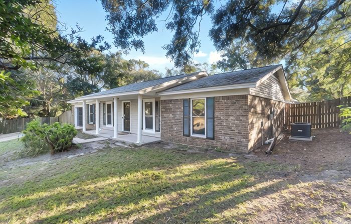 Charming Family Friendly 3-bedroom House in Fabulous Pensacola
