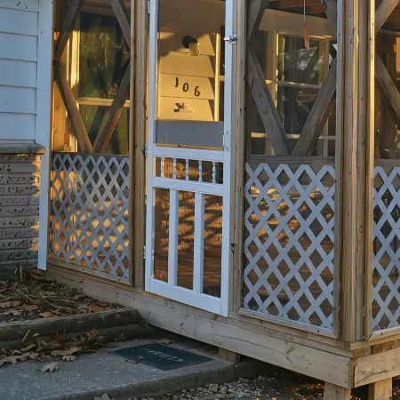 Come visit our 2bd cabin on Table Rock Lake close to Silver Dollar City!