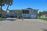 Owners Featured on Hgtv- Private Terrace - Private Beach Path - Mid Island Luxry - Bungalows