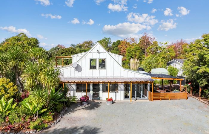 Home away from Home in Mangawhai Heads. Family & Pet Friendly. Escape the City