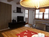 Cozy vacation apartment with large balcony. Mountain view included.