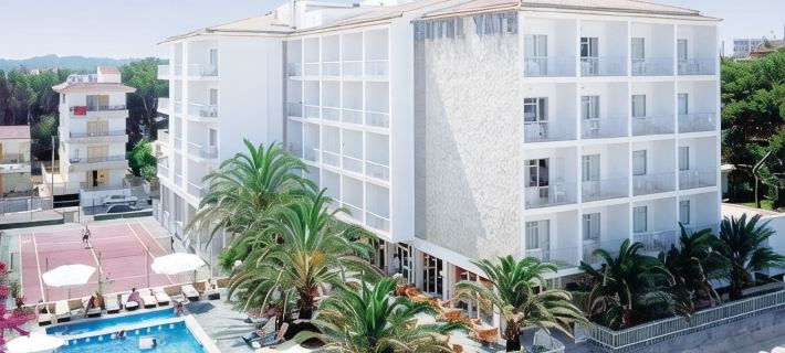 JS Yate Hotels in Can Picafort