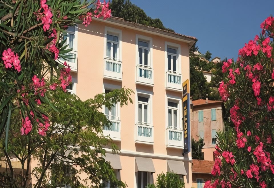 hotel overview picture