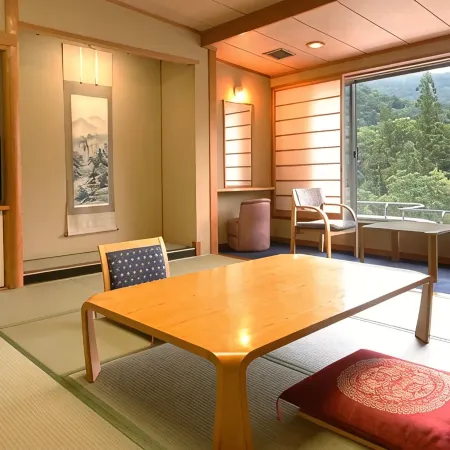 Fukuroda Onsen Omoide Romankan Отели в г. Дайго