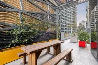 Prime CityView - Steps from Southern Cross - New