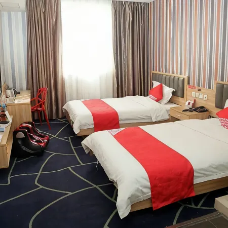 Yiwen Zhixing Fashion Hotel