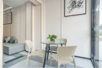 Junyi Hotel (Xiaogan East Station Hubei Institute of Engineering)