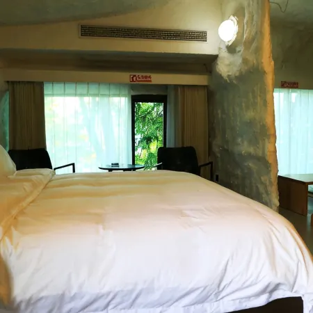 Weiming House
