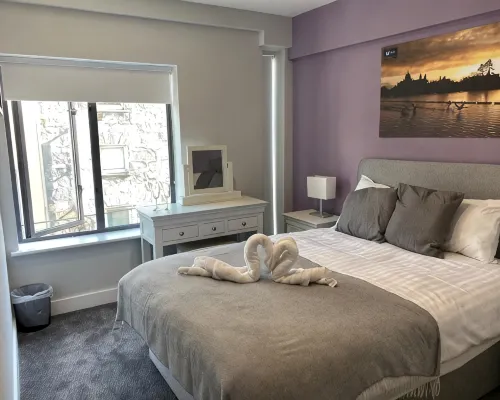 Madison House Hotels near Eyre Square Centre