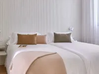 60 발코니스 이코닉 넵투노 광장 주변 호텔