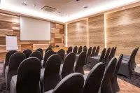 Ashley Wahid Hasyim Jakarta - Business