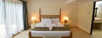 Diani Reef Beach Resort & Spa - Your Beachfront Bliss Awaits - Balkoner