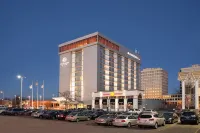 DoubleTree by Hilton Chicago - North Shore Conference Center - 4-Star