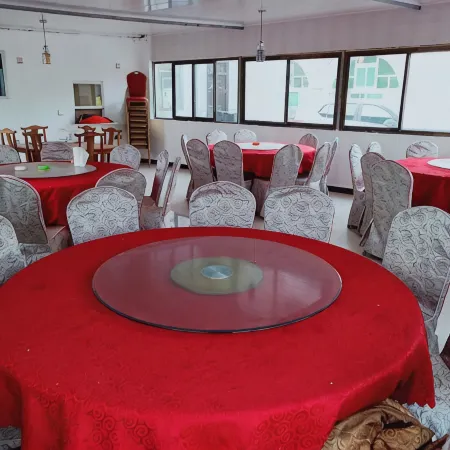Yilv Sunshine Inn