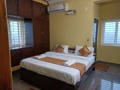 Four Seasons Home Stay Отели в г. 